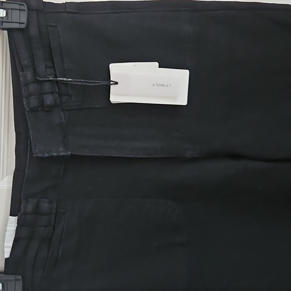 A Loves A High Rise Wide Leg Denim: Black: Size- 26 - Picture 4 of 13